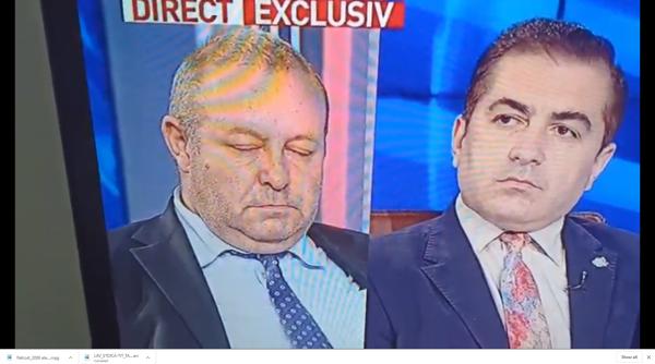 Daniel Fenechiu, scandal la Antena 3, după ce a adormit în studio în urmă cu câteva zile: "S-a scris că eram beat!" 