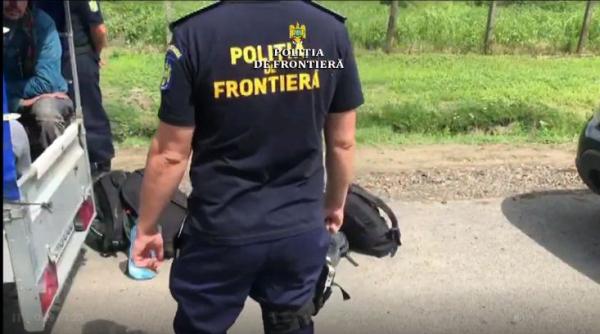 O româncă a vrut să se îmbogăţească rapid. Ajuta migranţii să treacă ilegal frontiera. Ce sume le cerea