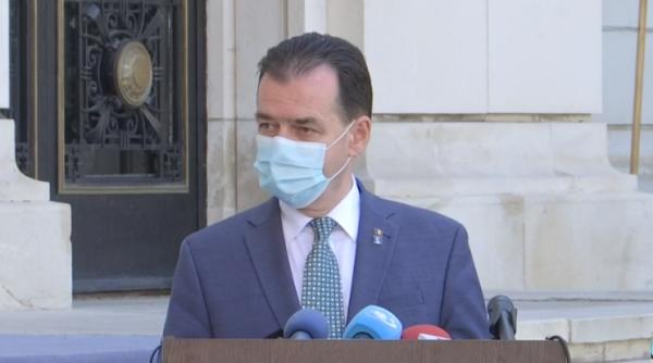 Orban, despre aglomeraţia de turişti de pe litoral: Educaţia şi grija faţă de sine şi cei dragi ţine de fiecare