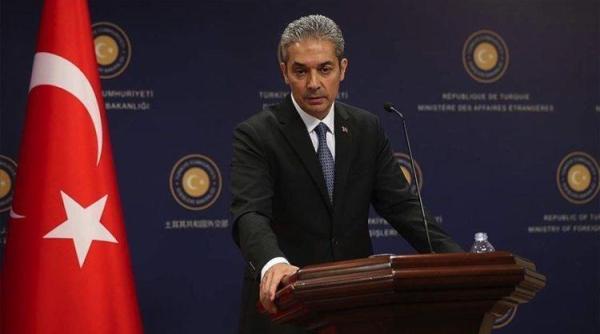 Turcia de PĂMÂNT cu preşedintele francez Emmanuel Macron: Afirmaţiile sale, considerate "nule şi neavenite"