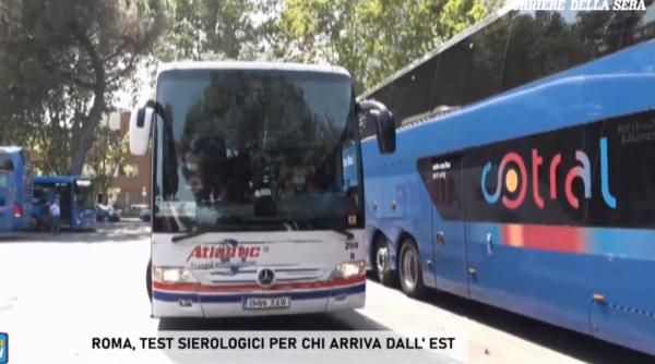 Italia. Niciun român pozitiv la Covid-19, printre pasagerii din autocarul sosit astăzi la Roma