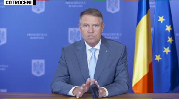 Iohannis, despre învăţământul online: Pentru o perioadă limitată, poate să țină loc de învățământ în clasă