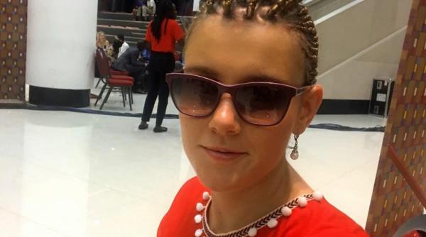 Pandemia pentru nevăzători. Interviu cu Larisa, „cea mai bună doctorandă”: Departe unii de ceilalți, dar nu singuri