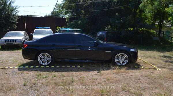 Autoturism de lux din Marea Britanie, depistat în Botoşani. Maşina urma să fie confiscată de autorităţile britanice