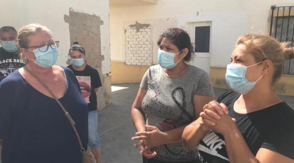 Spania. Zeci de locuințe ocupate ILEGAL de români: „Stau în condiții mizere, fără apă sau electricitate“. Consulatul din Sevilla caută soluții