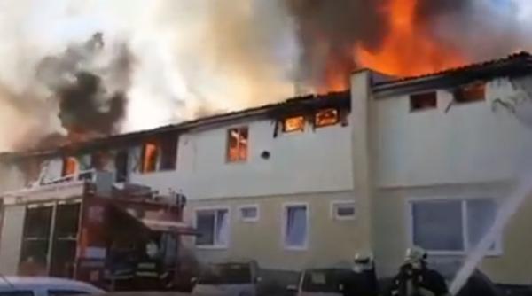Cehia: 10 morţi într-un incendiu izbucnit într-un bloc de lângă graniță
