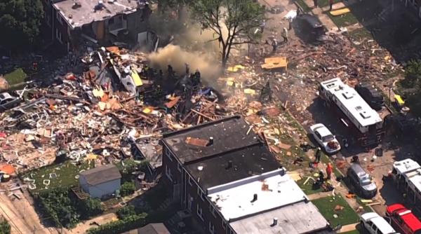 Explozie puternică în SUA. Mai mulţi oameni, prinşi sub dărâmături, printre care şi copii - VIDEO