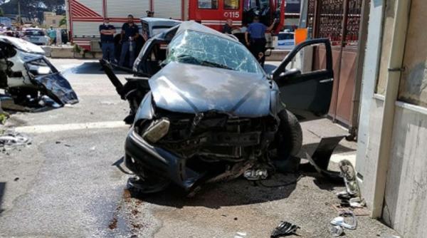 Italia. Româncă de 25 de ani, ucisă într-un accident rutier. Lasă în urmă doi copii, de 3 și 6 ani