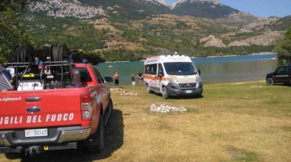 Italia. Un român a dispărut în apele unui lac, sub ochii copiilor săi de 8 și 10 ani
