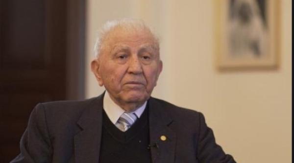 Academicianul Emilian Popescu a murit marţi, la vârsta de 92 de ani