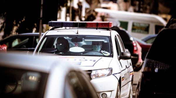 Polițist român, ameninţat: „Am să vă violez şi pe voi şi femeile voastre”