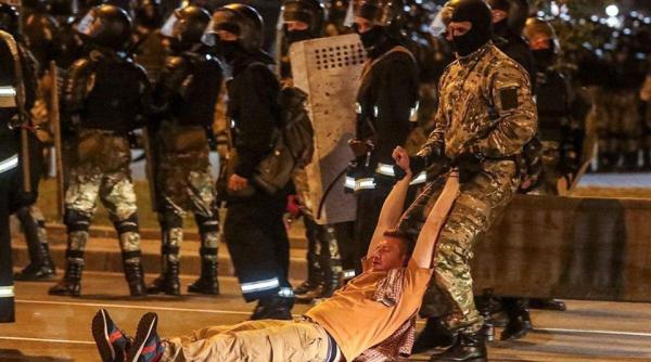 Proteste de amploare în Minsk: Zeci de arestări 