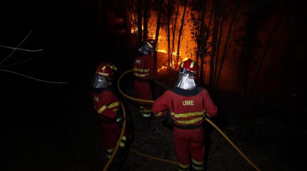 Spania. Regiunea Huelva, unde sunt foarte mulți români, ARDE: Aproape 2.500 de oameni evacuați din calea flăcărilor (VIDEO)