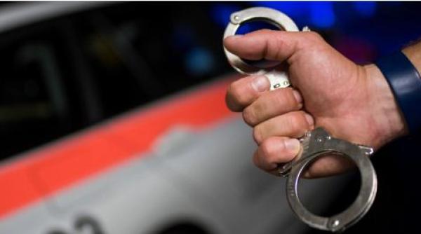 Elveţia. Româncă şi complicii săi, în cătuşe. Prinşi de oameni legii în toiul acţiunii