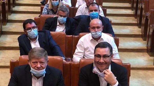 Ponta sare la gâtul lui Ciolacu, după amânarea votului pe moțiune: „Șmenarii și vânzătorii din PSD să recunoască BLATUL“