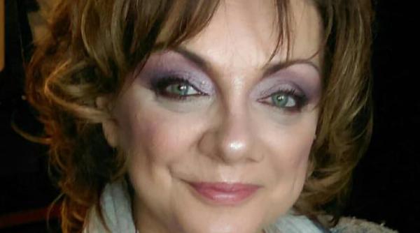 Actrița Carmen Tănase și teoria conspirației: „Cu acest virus este un plan, ținta sunt copiii! Cineva stă la butoane și se joacă“