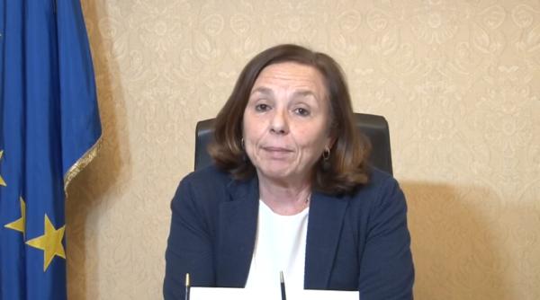 Ministrul de Interne Lamorgese îi liniștește pe italieni: Mai puţin de 4% dintre migranţii sosiţi pe mare au COVID-19