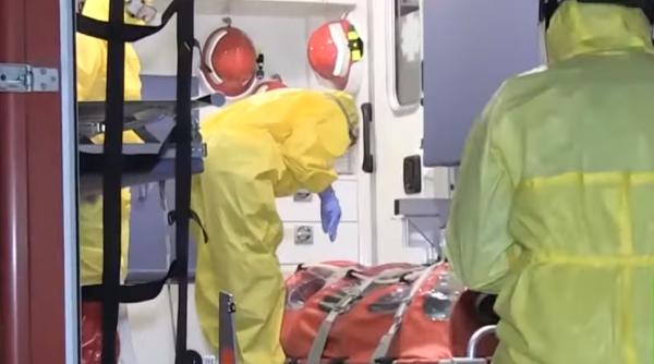 O familie de români cu patru copii, lovită de COVID-19, după o excursie. Cel mai mic are doar un an