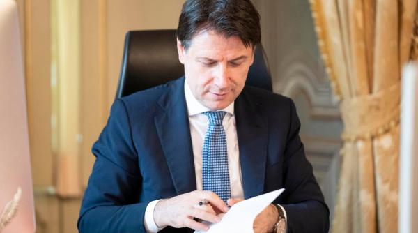 Italia face referendum pentru reducerea numărului de parlamentari. Premierul Conte spun cum va vota