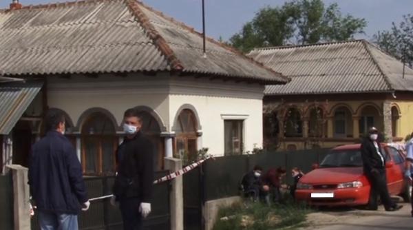 Crimă înfiorătoare. Român, găsit mort în parc cu degetele tăiate