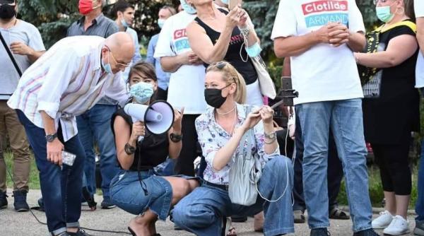 Oana Lovin „Sparanghel” şi Codruța Cerva, circ la evenimentul de lansare a candidaturii lui Clotilde Armand: „PNL ţi-a dat m***” (VIDEO)