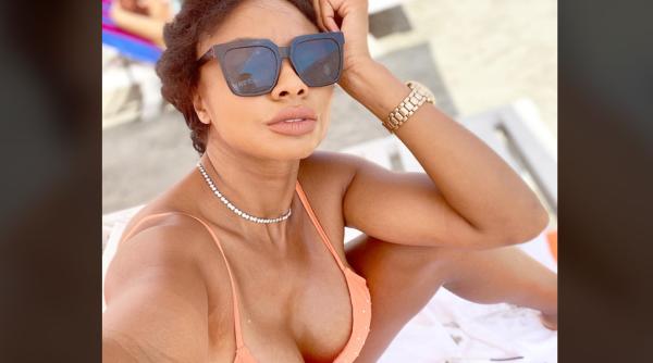 Celebrul model Laurette, reacție în cazul cazul „Bătăușei de la Târgu-Jiu“: „Râdeau că sunt neagră și nu am voie la baia albilor“