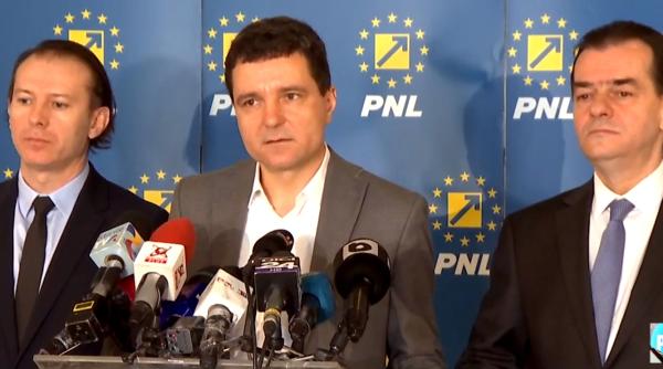 Nicuşor Dan o dă în judecată pe Gabriela Firea: "Apăr spaţiul public de dejecţii revărsate de un contracandidat politic"