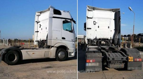 Un român, la volanul unui autovehicul cautat de autorităţi, oprit la frontieră.  Ce le-a spus poliţiştilor