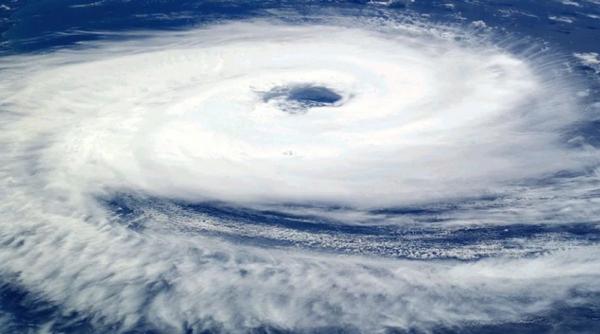 Grecia e devastată de fenomene extreme: Rafalele de vârf ar putea depăși 200 km/h în această seară