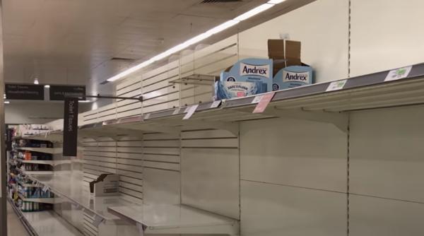 Marea Britanie. Oamenii încep să golească din nou rafturile magazinelor de teama unei noi carantine generale