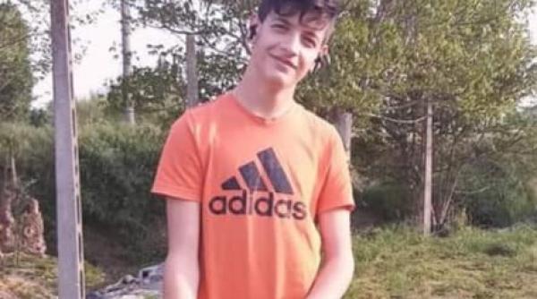 Italia. L-aţi văzut pe Petrişor? O familie de români a apelat la o emisiune italiană pentru a-l găsi pe adolescent