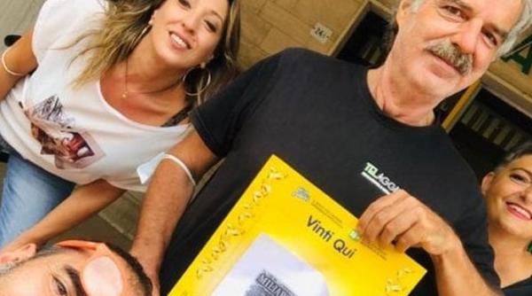 Italia. Un cerșetor de 60 de ani a câștigat 300.000 de euro cu un loz răzuibil: Ce a făcut cu banii