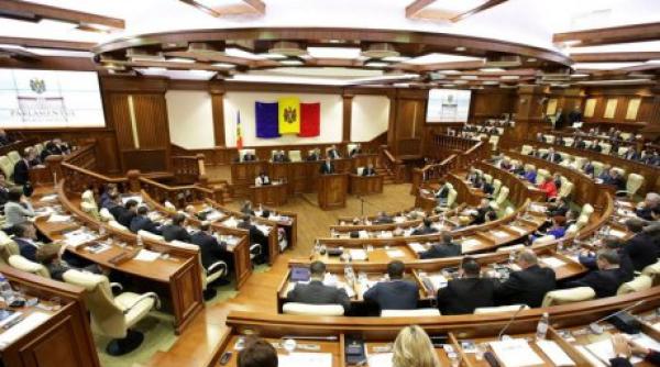 Peste 13000 de moldoveni au adresele în doar patru locuințe din Galați