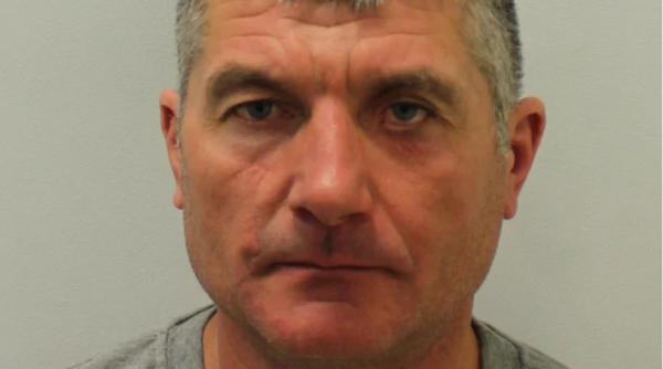 Violator ROMÂN în serie, condamnat în Anglia: A abuzat o tânără imediat după ce a ajuns în UK