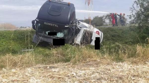 Pericol de explozie la Ploiești: O cisternă cu kerosen s-a răsturnat. Șofer român, MORT. Polițiștii cred că e SINUCIDERE