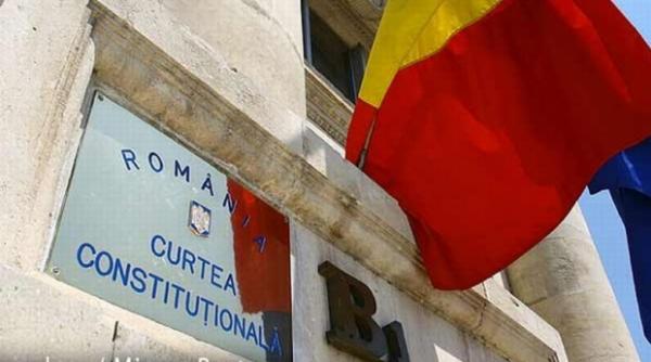 CCR, DECIZIE în cazul tăierii pensiilor speciale cu 85%