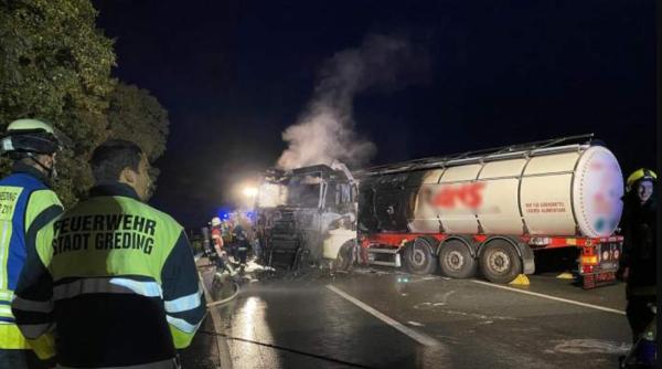 Germania. Spaima vieții pentru un șofer român: cabina cisternei a ARS ca o torță în mers