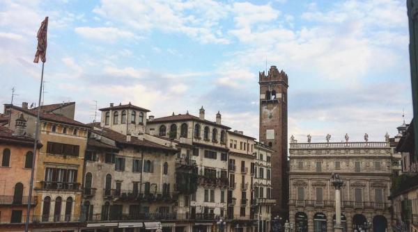 Italia. Se introduc noi restricţii. Propunerea premierului de a prelungi starea de urgenţă, dezbătută de Parlament