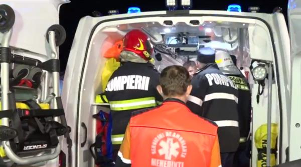 Româncă, moartă, după ce un autoturism a fost proiectat de alt autovehicul într-o florărie