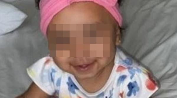 O fetiță de 10 luni a murit după ce a fost violată de tatăl ei