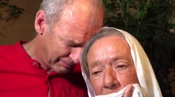 VIDEO. Momentul în care o femeie este eliberată de teroriști după 4 ani. Primele sale cuvinte