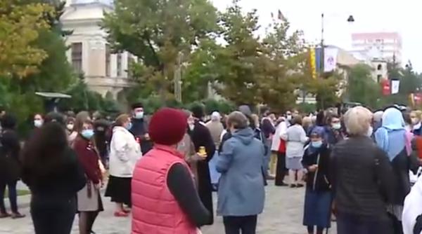 Protest în Iași. Mitropolia Moldovei: „Nu avem nici o legătură cu manifestarea, le cerem oamenilor să fie pașnici”