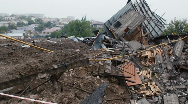 Sute de morţi pe linia de contact dintre Armenia şi Azerbaidjan. Tensiunile cresc