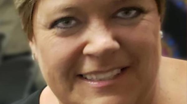 O învățătoare a murit la câteva zile după infectarea cu Covid-19. Toți elevii ei, în carantină