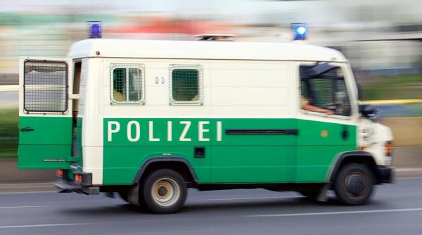 Germania. Doi frați români, bătuți crunt de alți conaționali într-o parcare: „Erau întinși și îi loveau cu picioarele în cap“