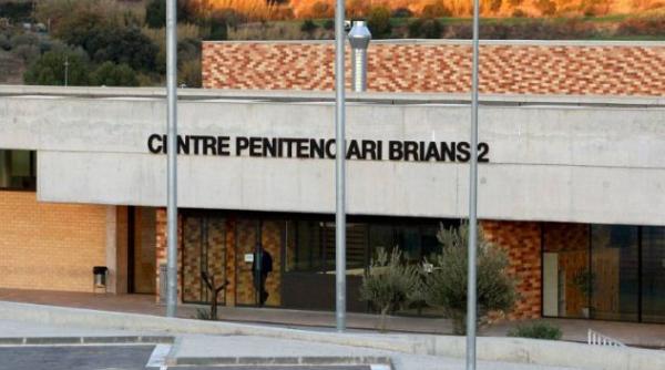 Român, înjunghiat mortal într-o închisoare din Barcelona. Agresorul i-a aplicat 29 de lovituri de cuţit