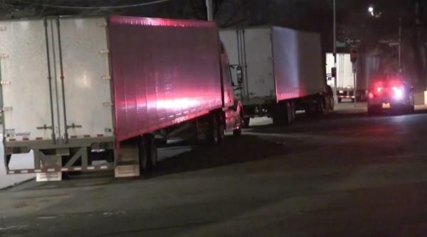 Franța. Un șofer român s-a ales cu un an de închisoare de pe o zi pe alta: Avea tavanul camionului „dublat“