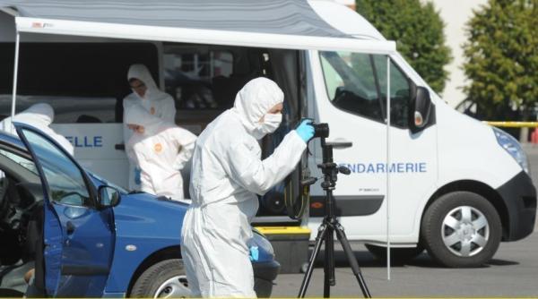 Masacru în Franța. Româncă, ucisă în timp ce își apăra fiul. Alți șase români, răniți