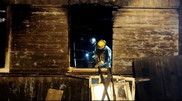 Tragedie. Şapte membri ai unei familii au murit într-un incendiu devastator