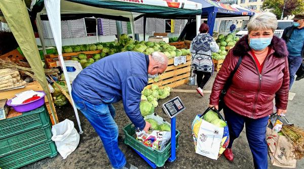 Comercianții din piețe: "Dacă ne scot afară, ne îngheață marfa și o vom arunca"